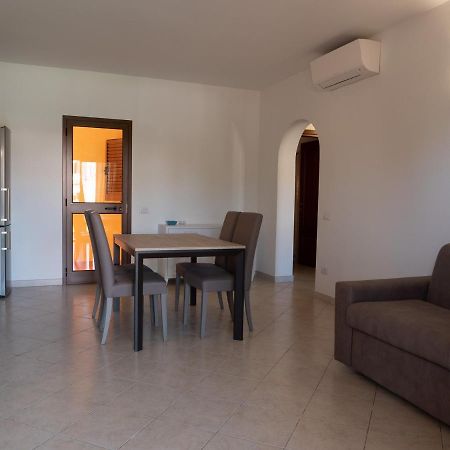 Casa Vacanza la Suaredda San Teodoro  Esterno foto