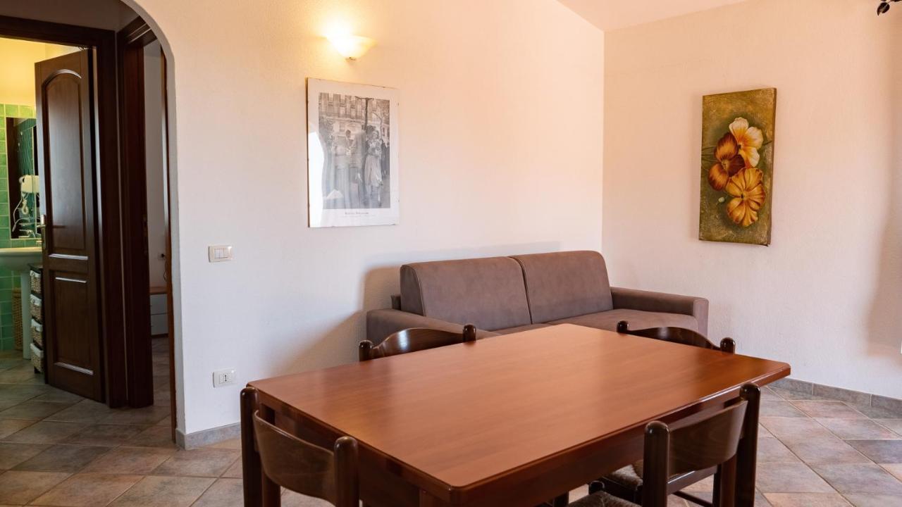 Casa Vacanza la Suaredda San Teodoro  Esterno foto