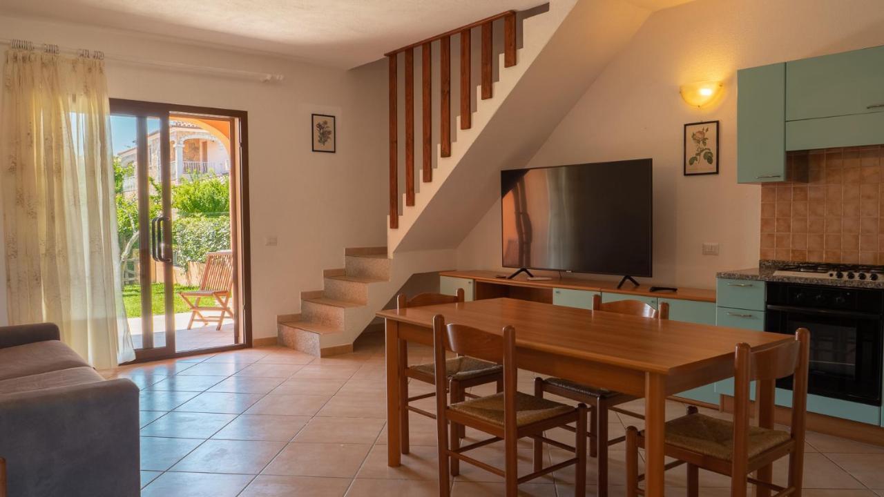 Casa Vacanza la Suaredda San Teodoro  Esterno foto