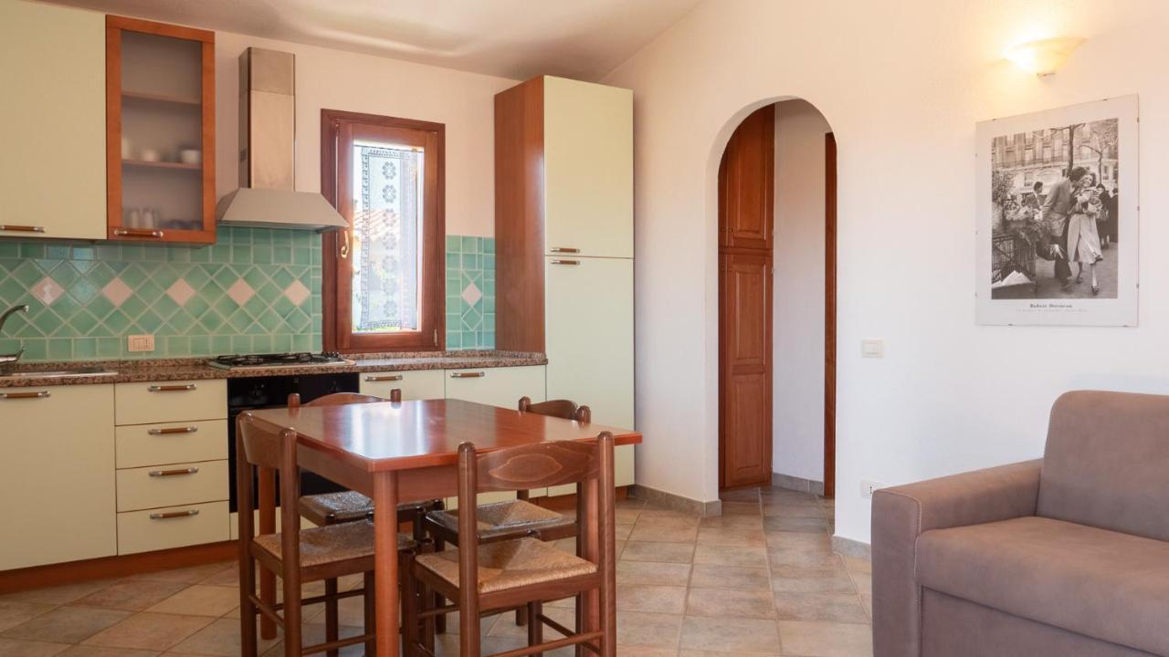 Casa Vacanza la Suaredda San Teodoro  Esterno foto
