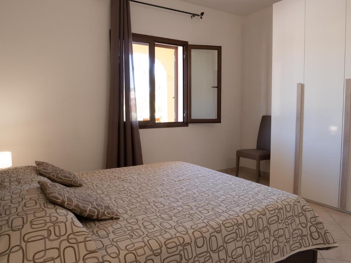 Casa Vacanza la Suaredda San Teodoro  Esterno foto