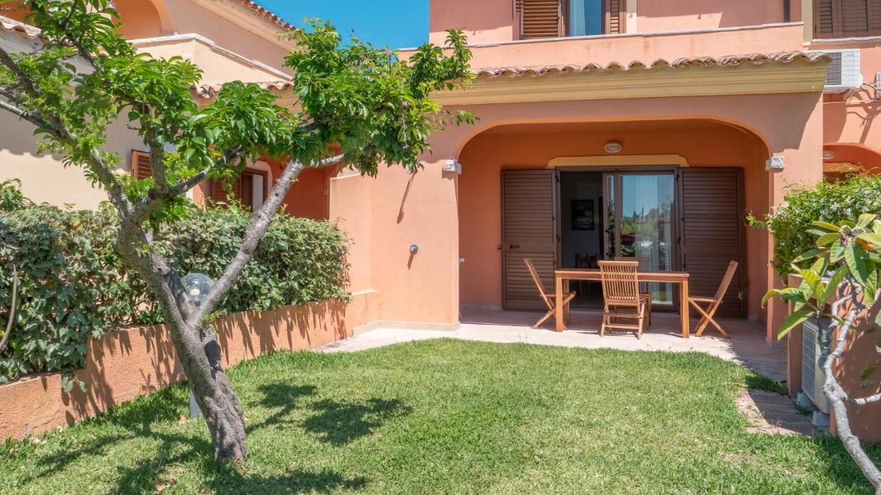 Casa Vacanza la Suaredda San Teodoro  Esterno foto
