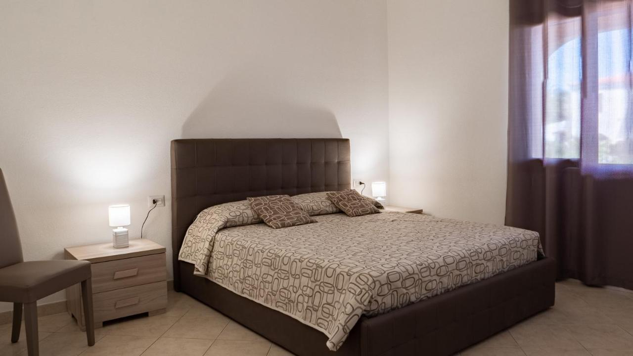 Casa Vacanza la Suaredda San Teodoro  Esterno foto