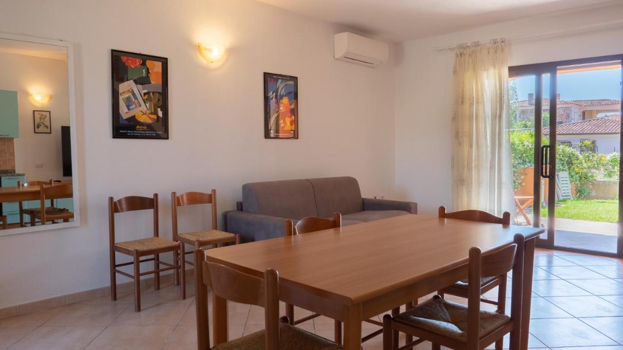 Casa Vacanza la Suaredda San Teodoro  Esterno foto