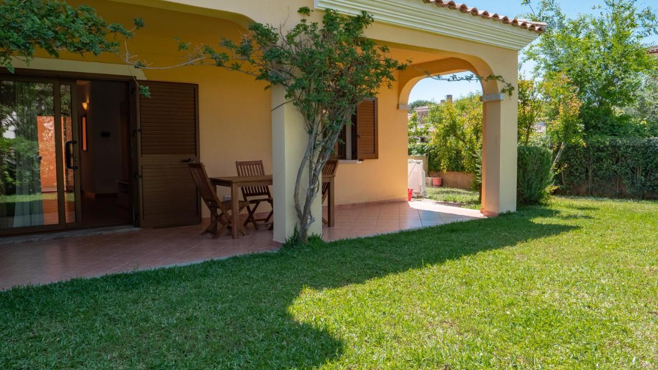 Casa Vacanza la Suaredda San Teodoro  Esterno foto