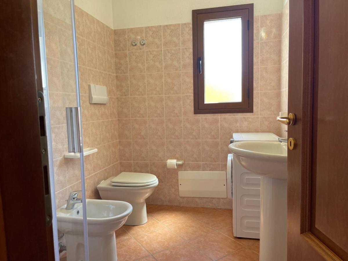Casa Vacanza la Suaredda San Teodoro  Esterno foto