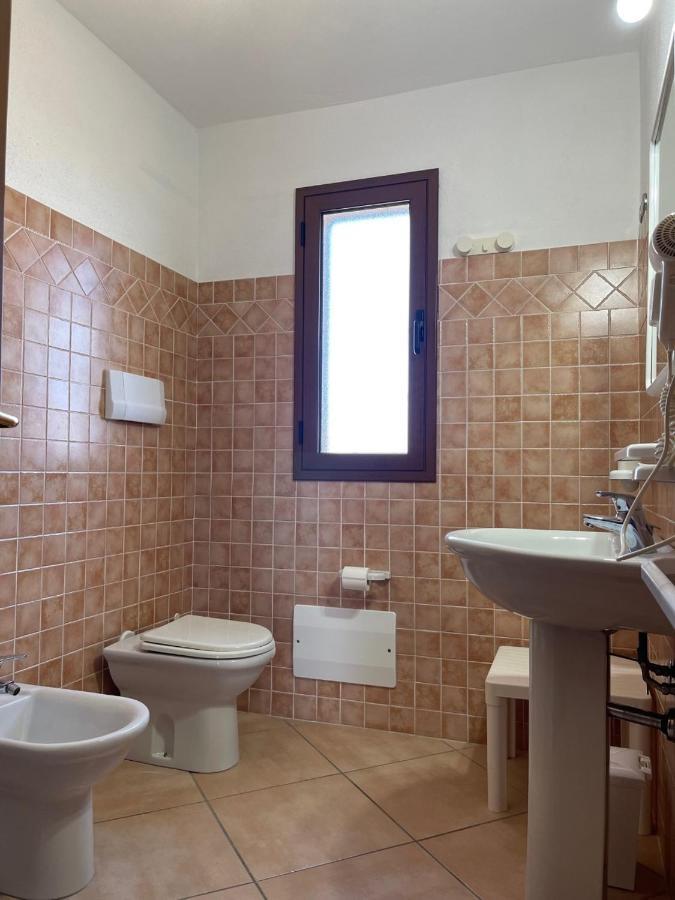 Casa Vacanza la Suaredda San Teodoro  Esterno foto